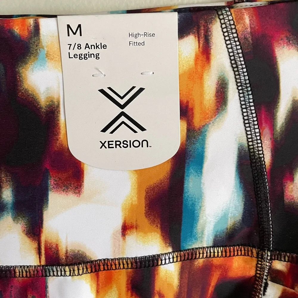 NEW Xersion Quarter Zip Pullover and Legging Set. - Picture 9 of 12